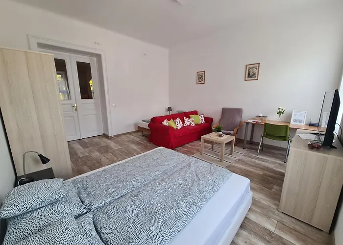 Calvary-1 Apartman